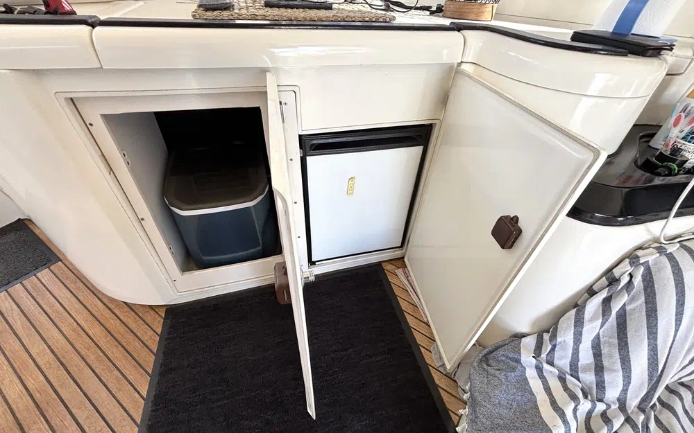 slider 15 Jeanneau Prestige 50