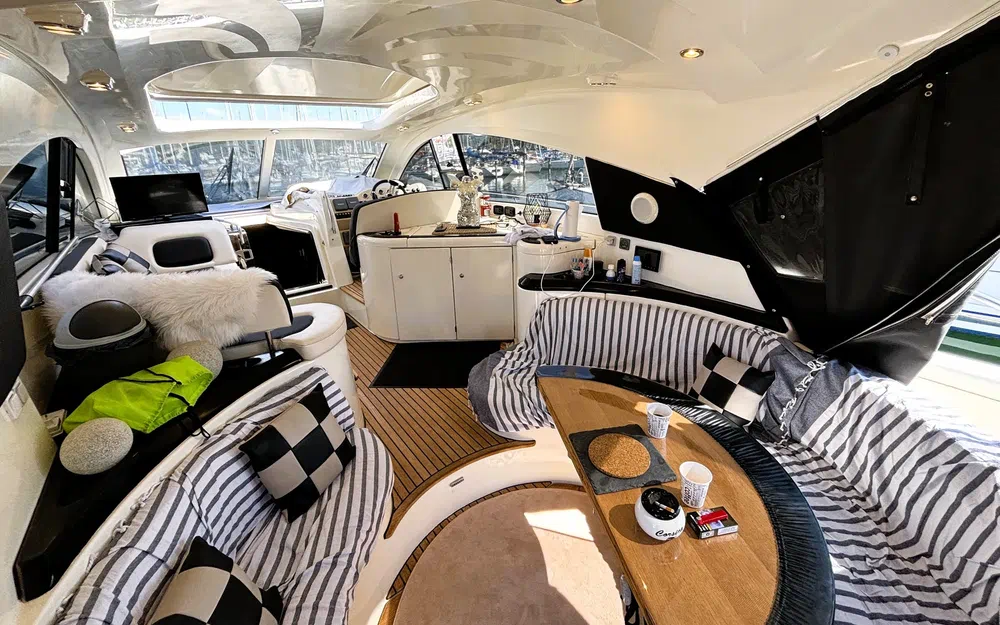 slider 8 Jeanneau Prestige 50