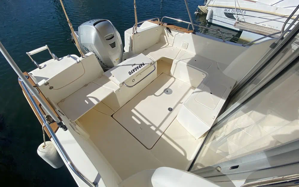 slider 29 Jeanneau Merry Fisher 725