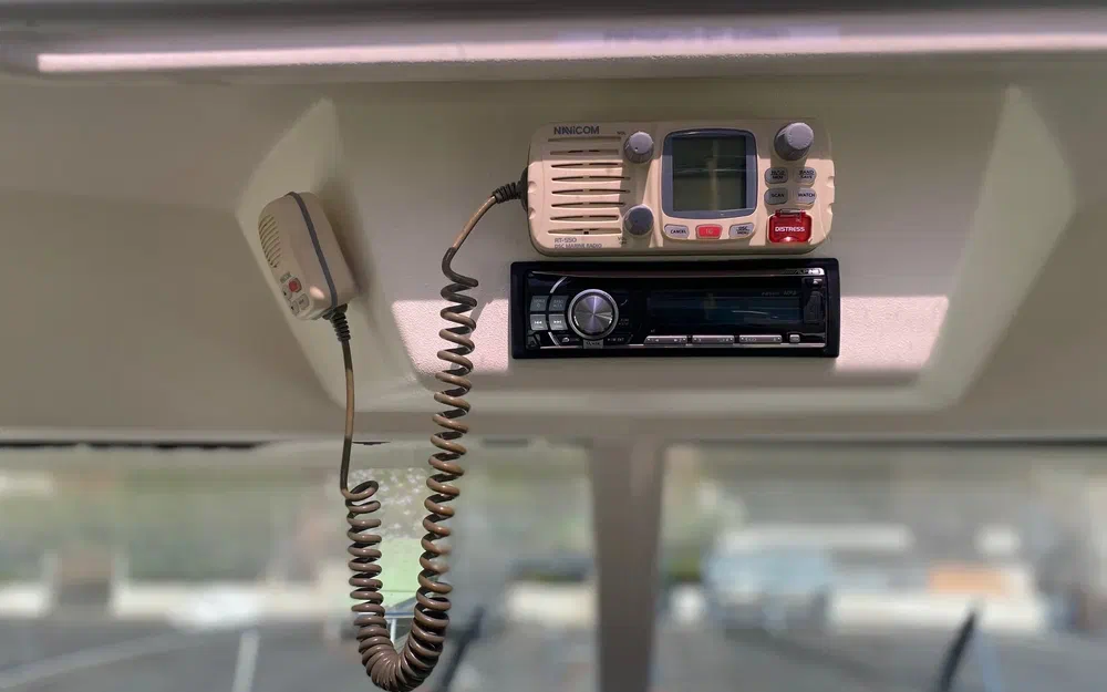 slider 5 Jeanneau Merry Fisher 725