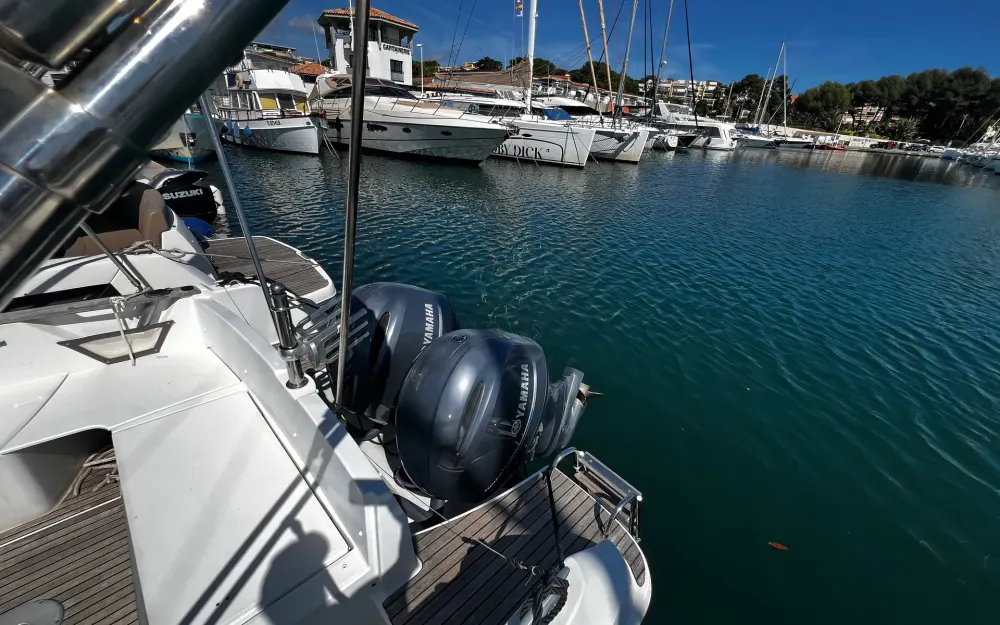 slider 28 Jeanneau Cap Camarat 8.5 WA