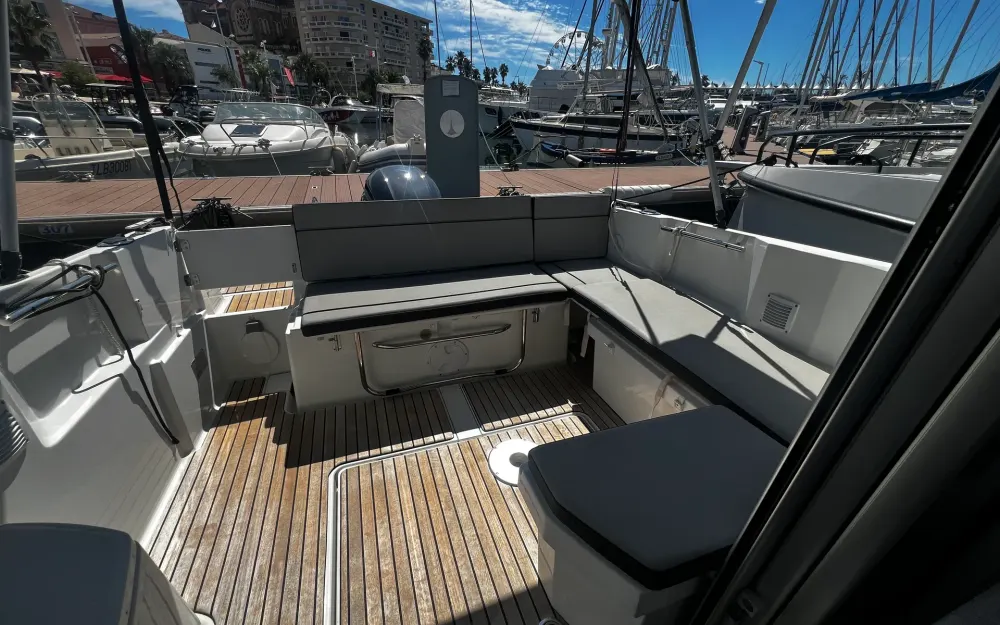 slider 12 Jeanneau Merry Fisher 695 Serie 2