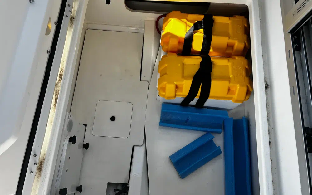 slider 22 Jeanneau Merry Fisher 695