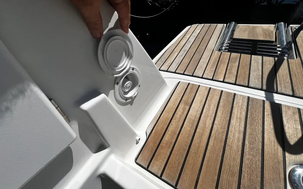 slider 41 Jeanneau Merry Fisher 695 Serie 2