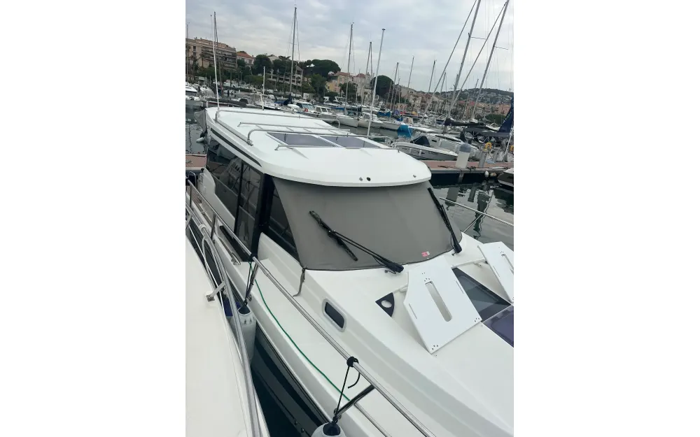slider 10 Jeanneau Merry Fisher 1095