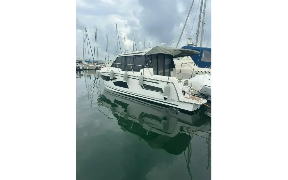slider 0 Jeanneau Merry Fisher 1095