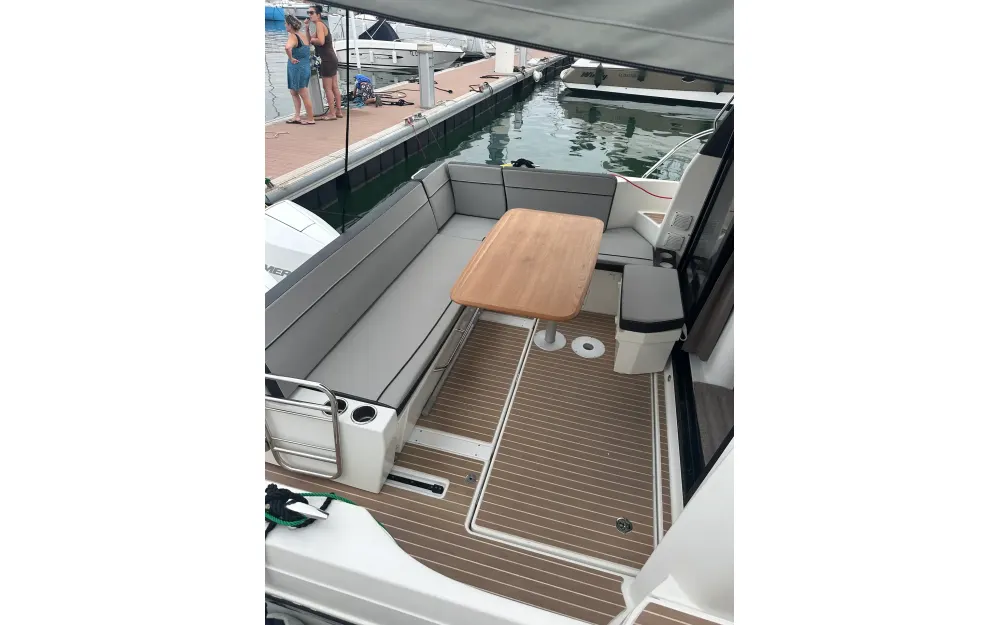 slider 29 Jeanneau Merry Fisher 1095