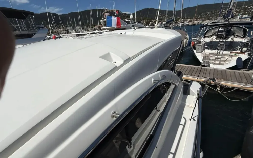 slider 12 Jeanneau Leader 36
