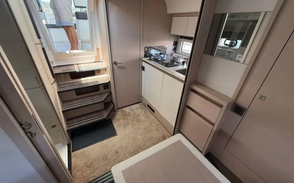 slider 20 Jeanneau Leader 36