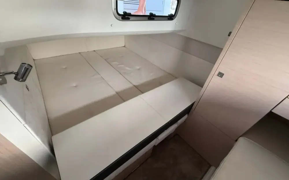 slider 22 Jeanneau Leader 36