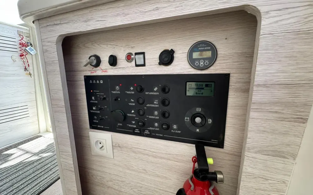 slider 28 Lagoon  400