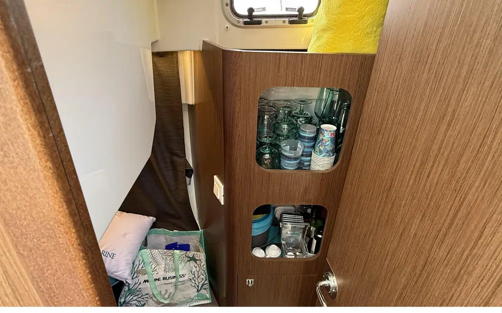 slider 16 Beneteau Antares Serie 9