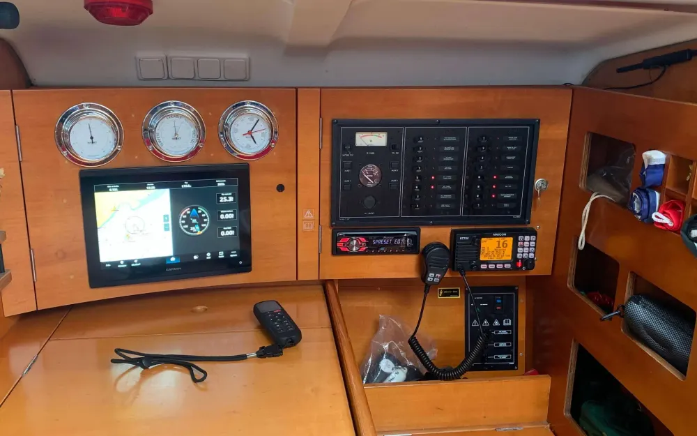 slider 14 Beneteau First 40.7