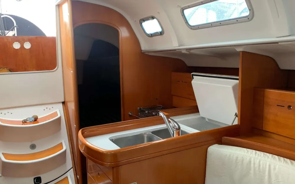 slider 16 Beneteau First 40.7