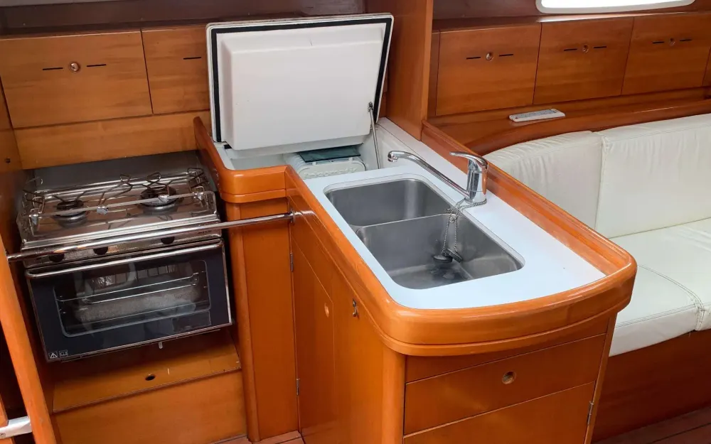 slider 18 Beneteau First 40.7