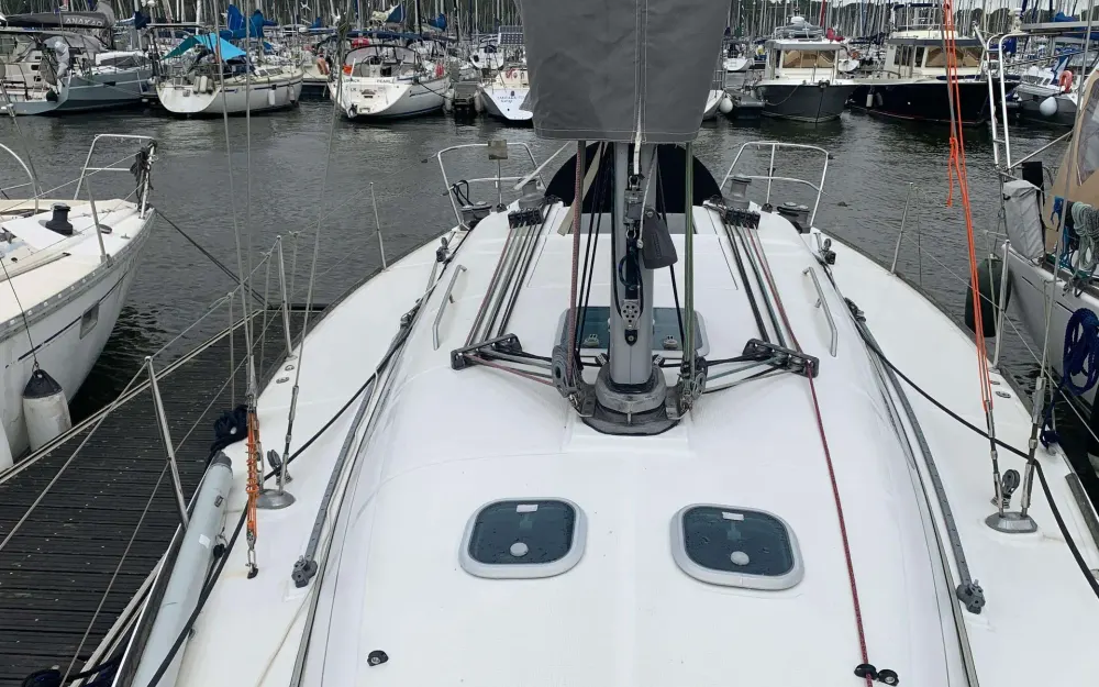 slider 6 Beneteau First 40.7