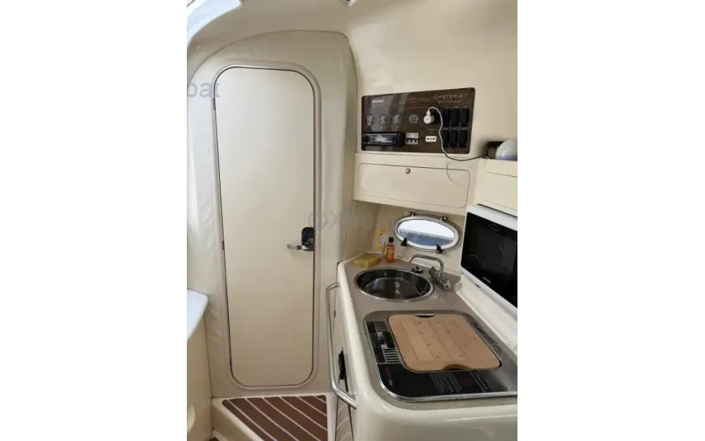 slider 7 Sessa Marine Oyster 27