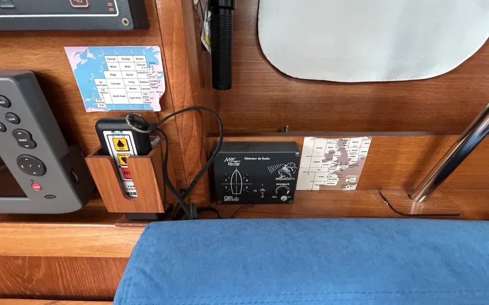 slider 7 Jeanneau Sun Odyssey 35