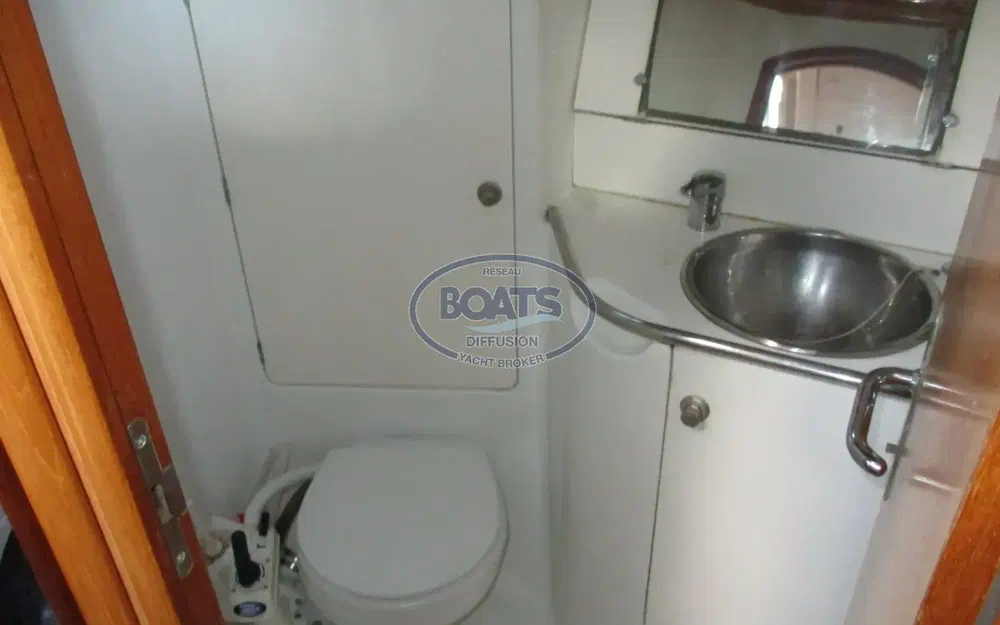 slider 12 Jeanneau Sun Odyssey 37