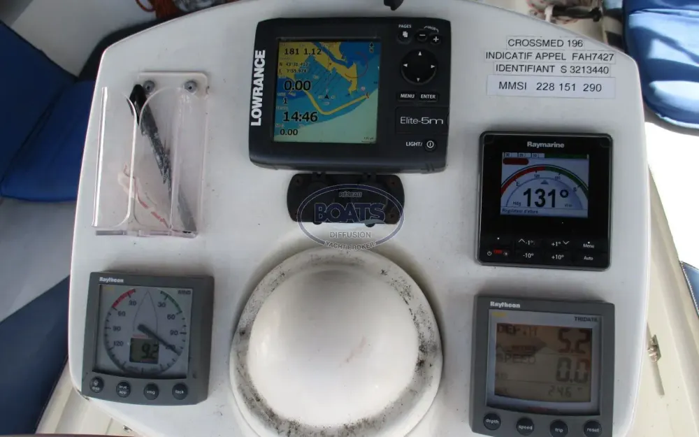 slider 2 Jeanneau Sun Odyssey 37