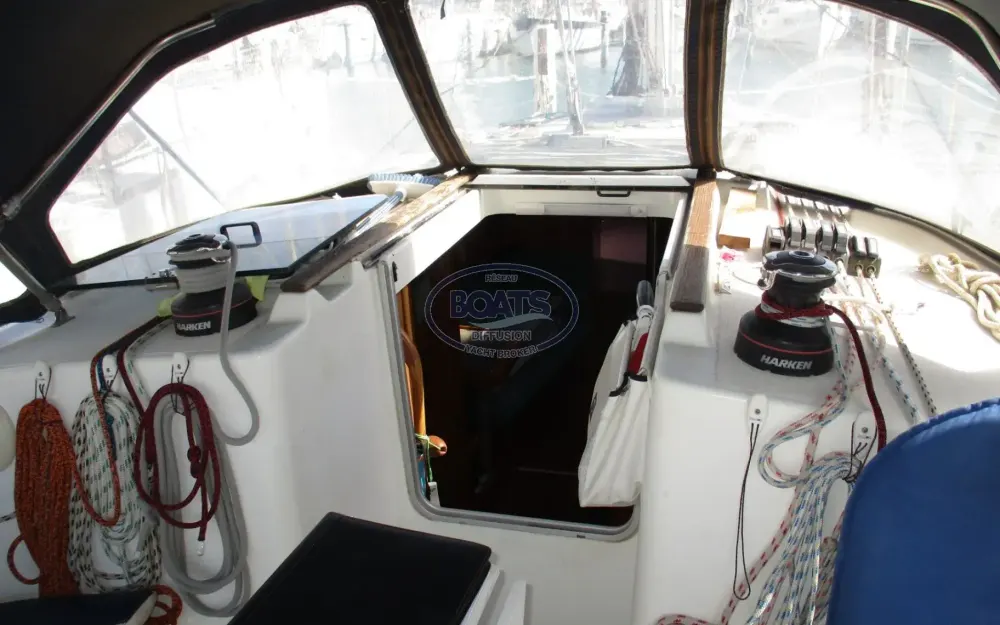 slider 3 Jeanneau Sun Odyssey 37