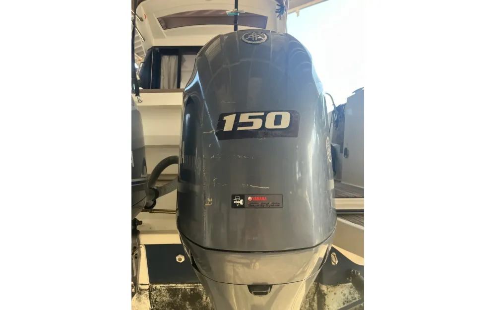 slider 12 Yamaha 150