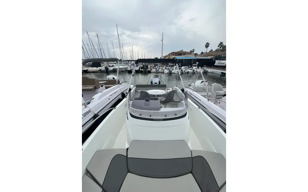 slider 9 Jeanneau Cap Camarat 6.5 CC