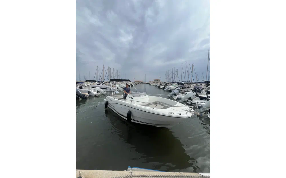 slider 3 Jeanneau Cap Camarat 6.5 CC