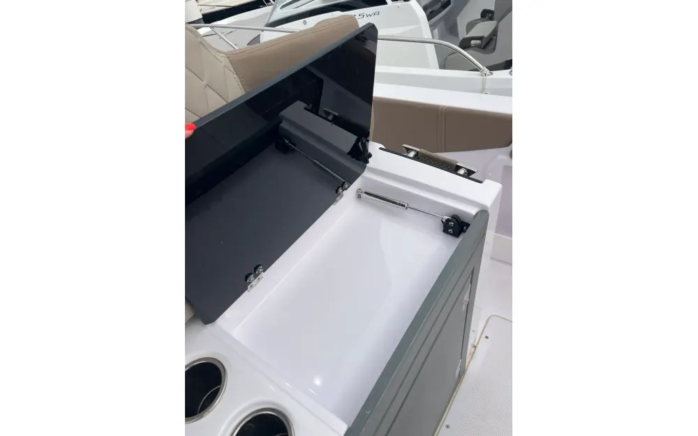 slider 16 Ranieri Next 255 LX