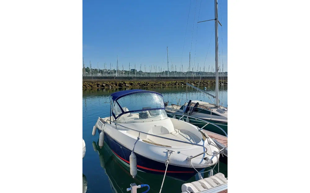 slider 0 Jeanneau Cap Camarat 625 WA