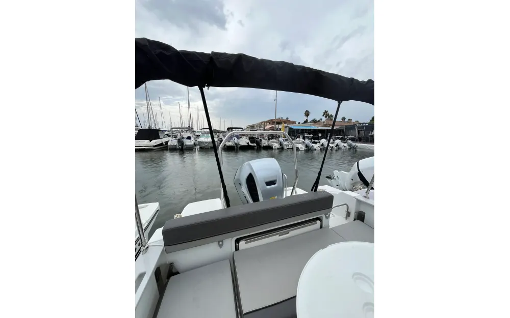 slider 14 Jeanneau Cap Camarat 7.5 WA Serie 3