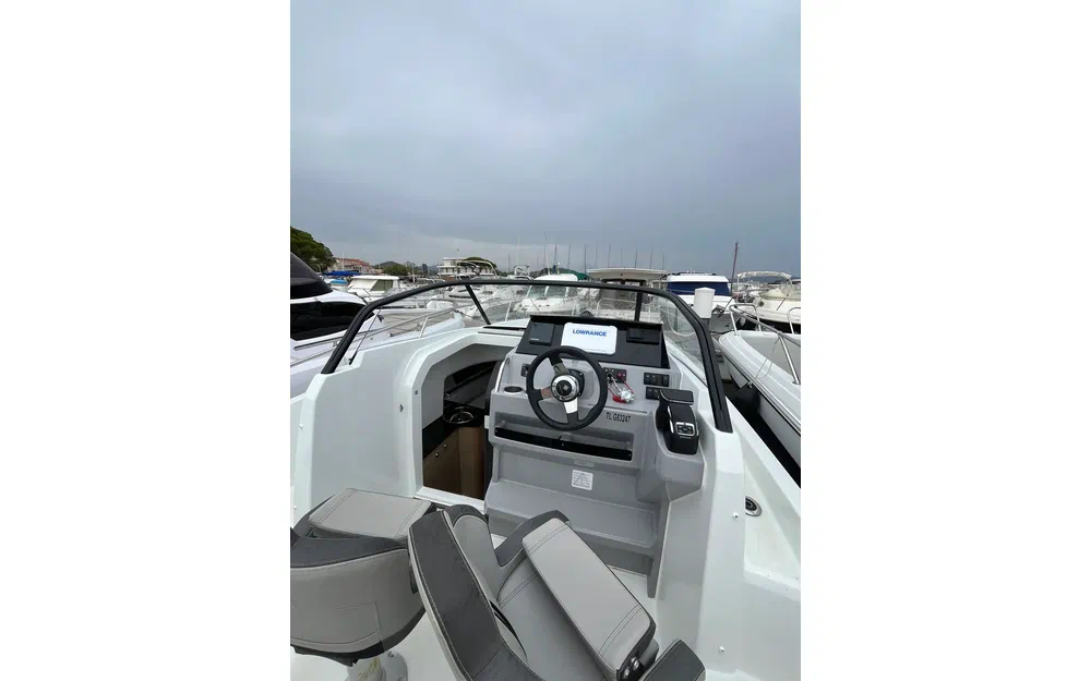 slider 15 Jeanneau Cap Camarat 7.5 WA