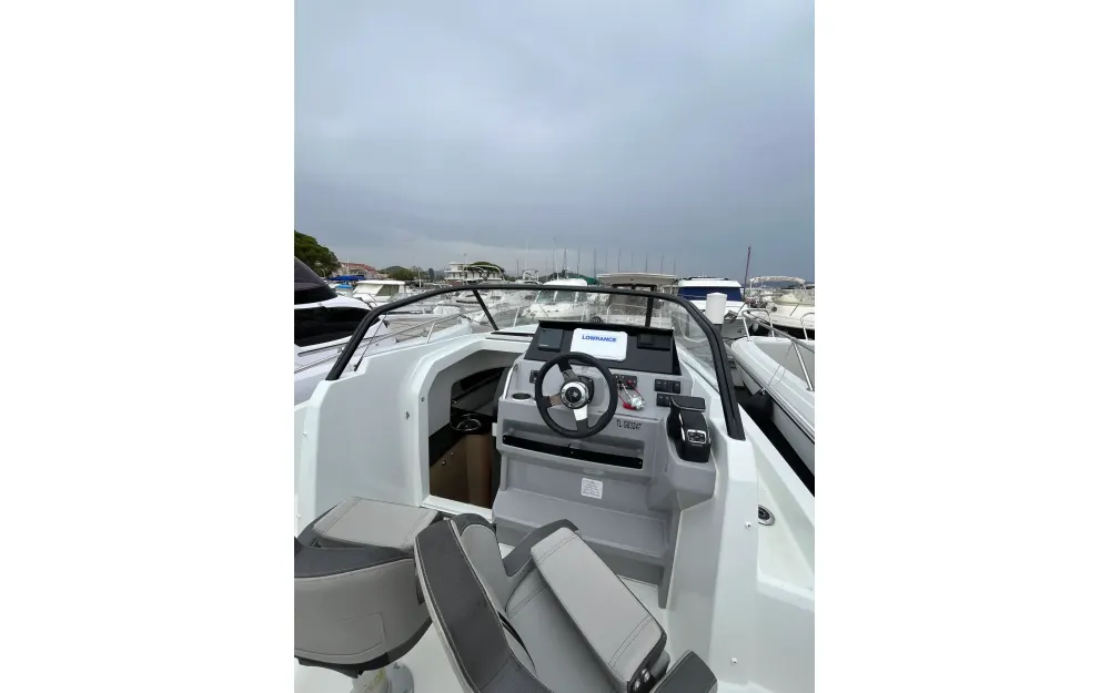 slider 15 Jeanneau Cap Camarat 7.5 WA Serie 3