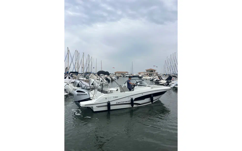 slider 7 Jeanneau Cap Camarat 7.5 WA