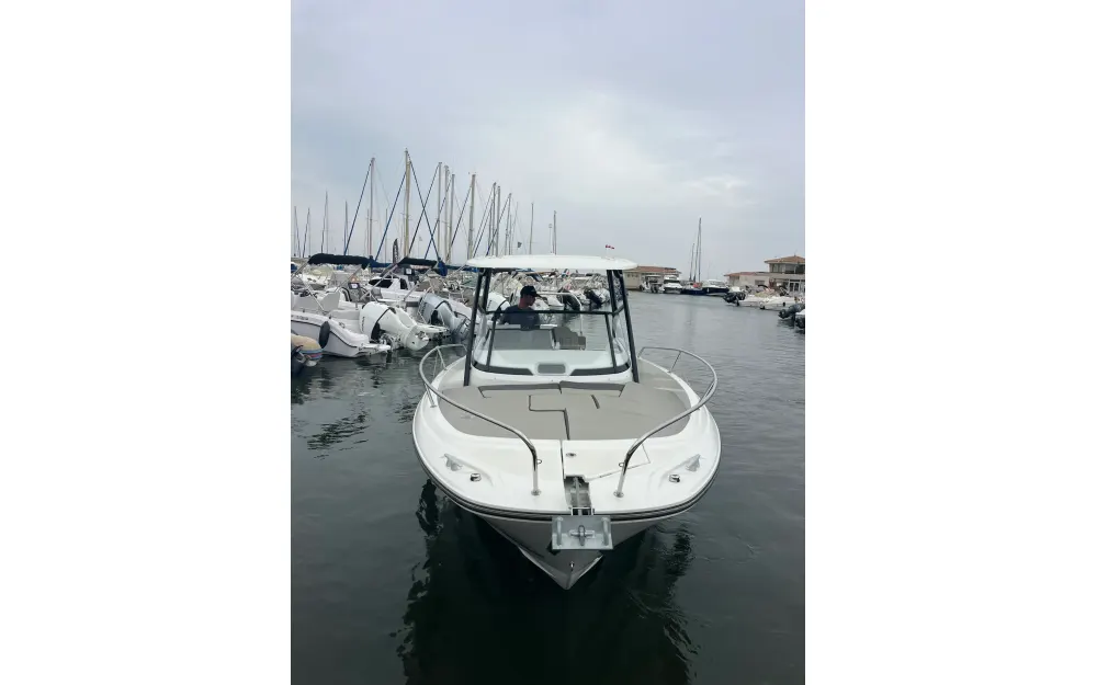 slider 9 Jeanneau Cap Camarat 7.5 WA Serie 3