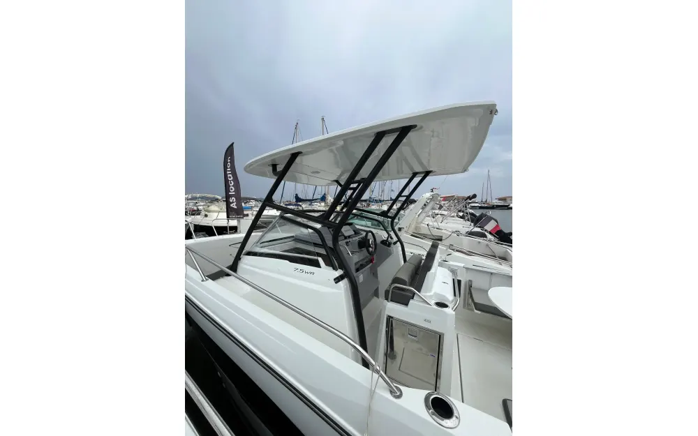 slider 12 Jeanneau Cap Camarat 7.5 WA Serie 3