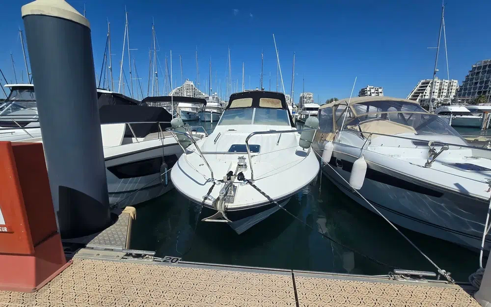 slider 3 Beneteau Flyer 8