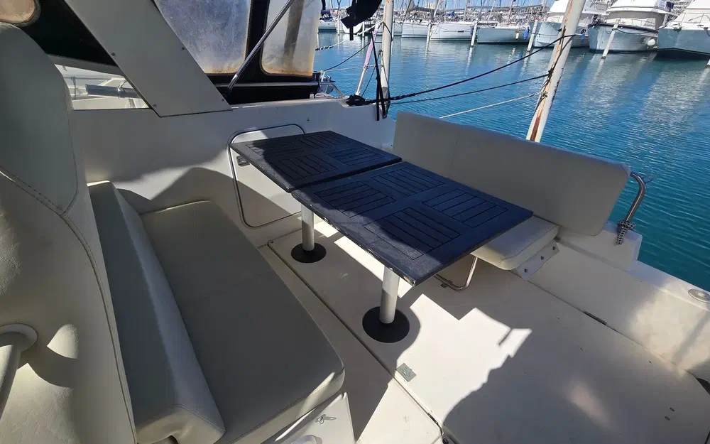 slider 7 Beneteau Flyer 8