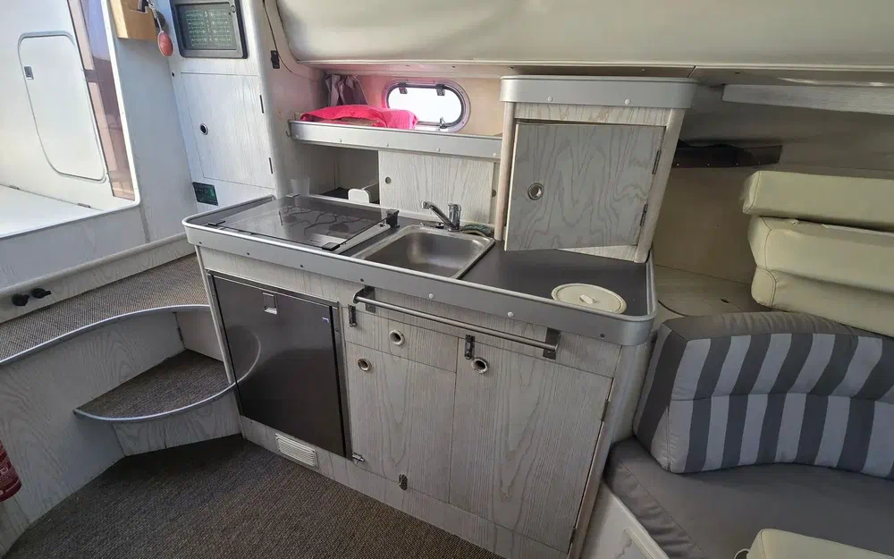 slider 10 Beneteau Flyer 8