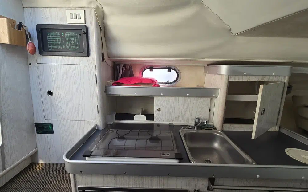 slider 11 Beneteau Flyer 8