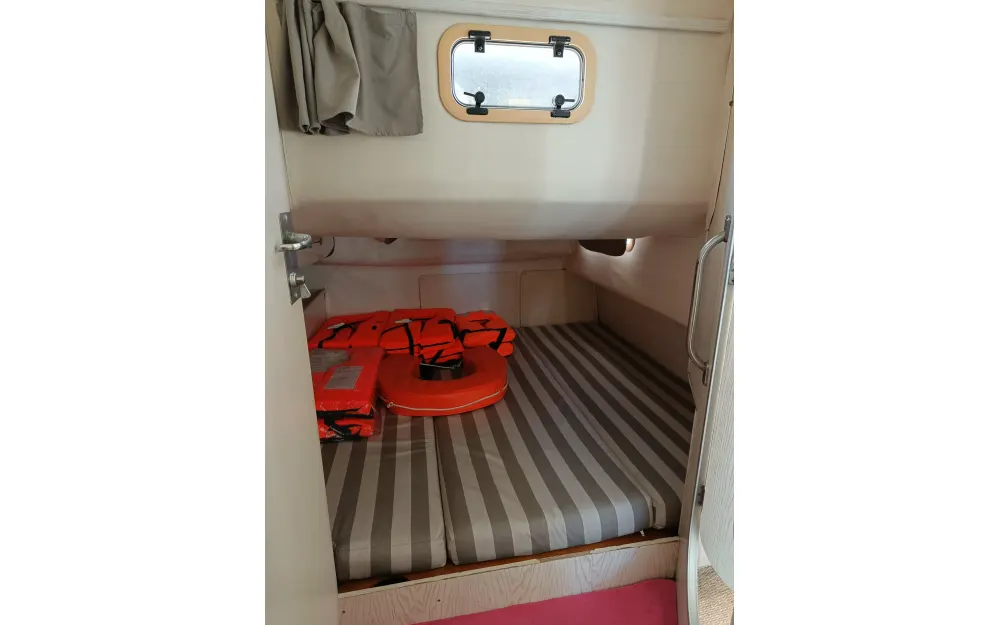 slider 5 Beneteau Flyer 8