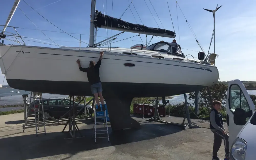 slider 15 Bavaria  33 cruiser