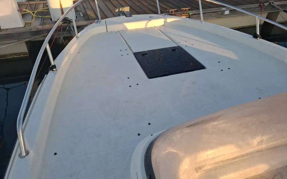 slider 23 Quicksilver Activ 755 Sundeck