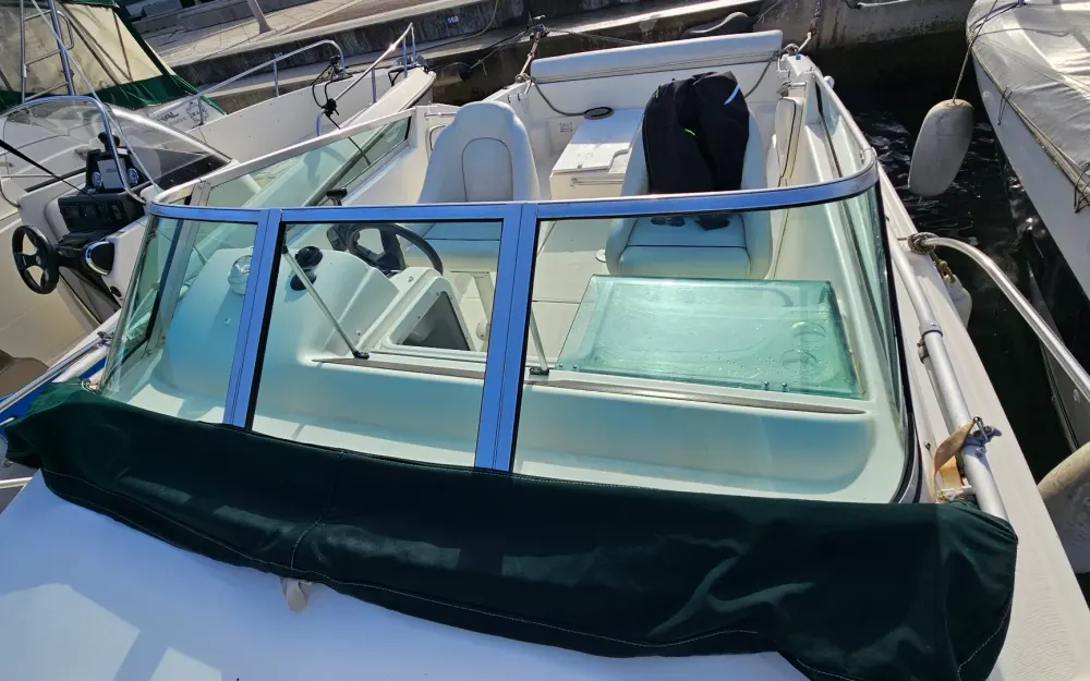 slider 8 Jeanneau Leader 705