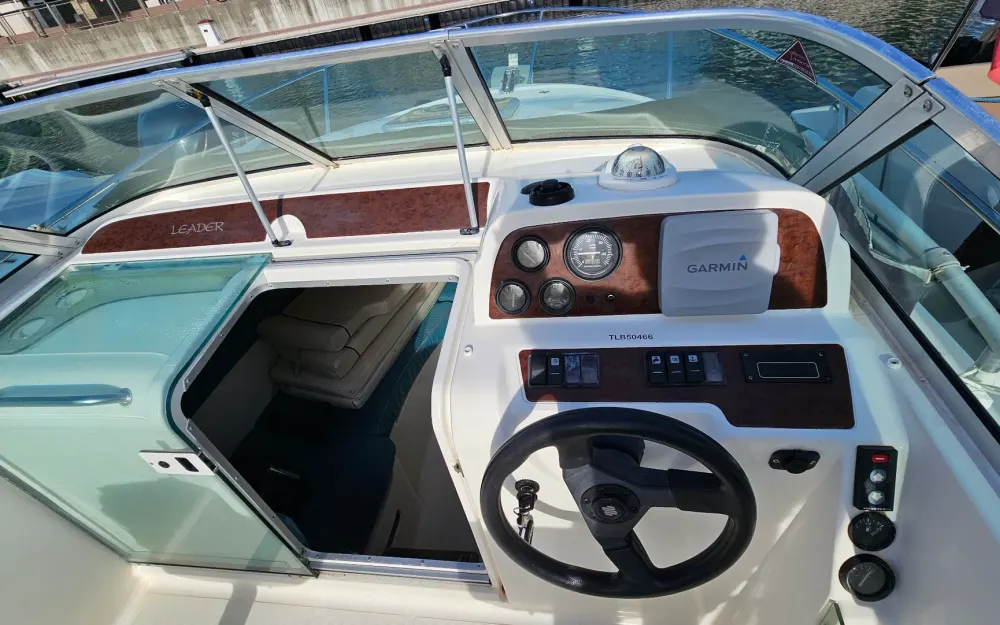 slider 2 Jeanneau Leader 705