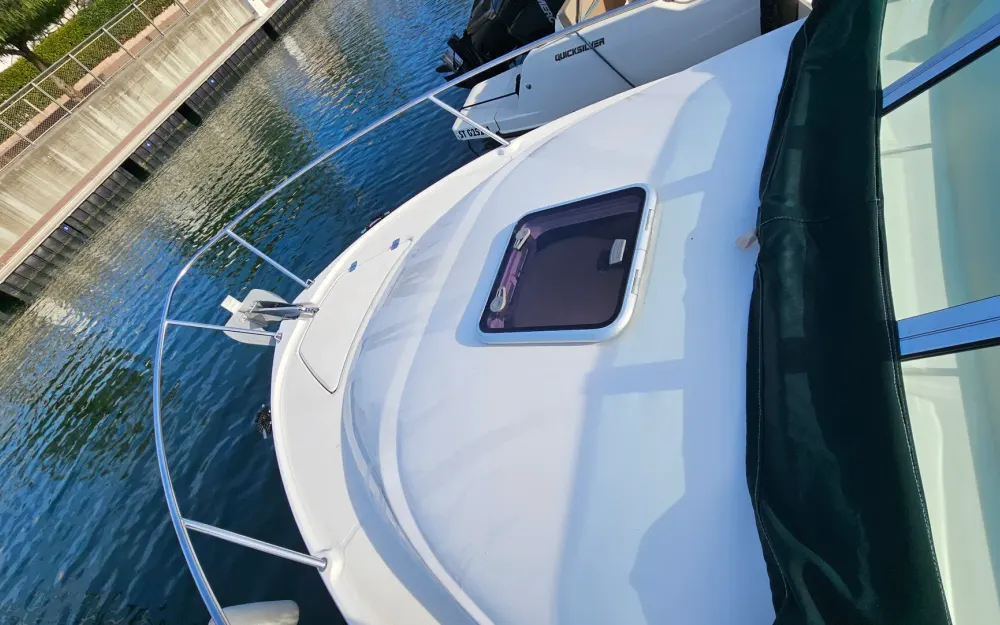 slider 7 Jeanneau Leader 705
