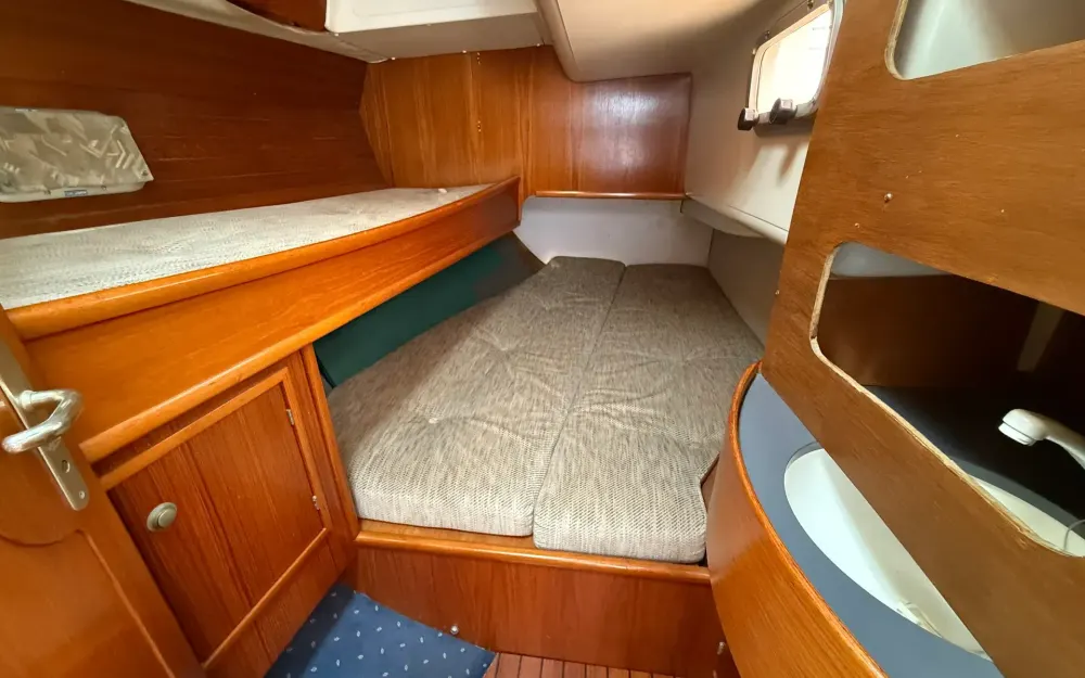 slider 29 Jeanneau Voyage 12.50