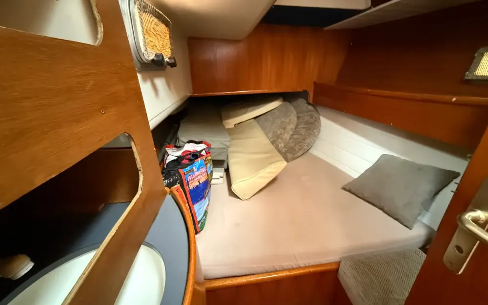 slider 30 Jeanneau Voyage 12.50