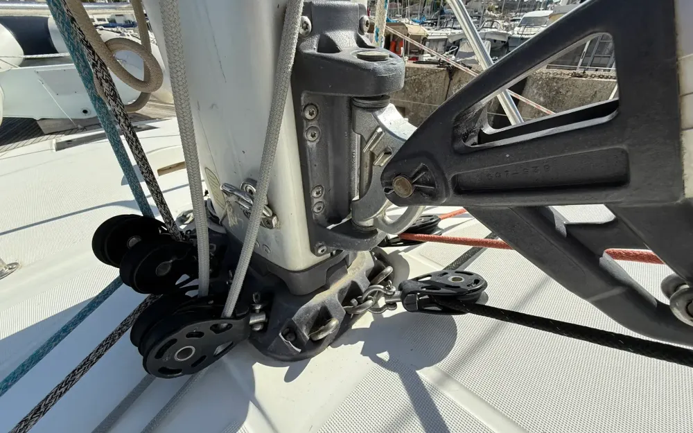 slider 20 Beneteau Sense 50