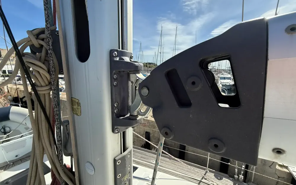 slider 21 Beneteau Sense 50